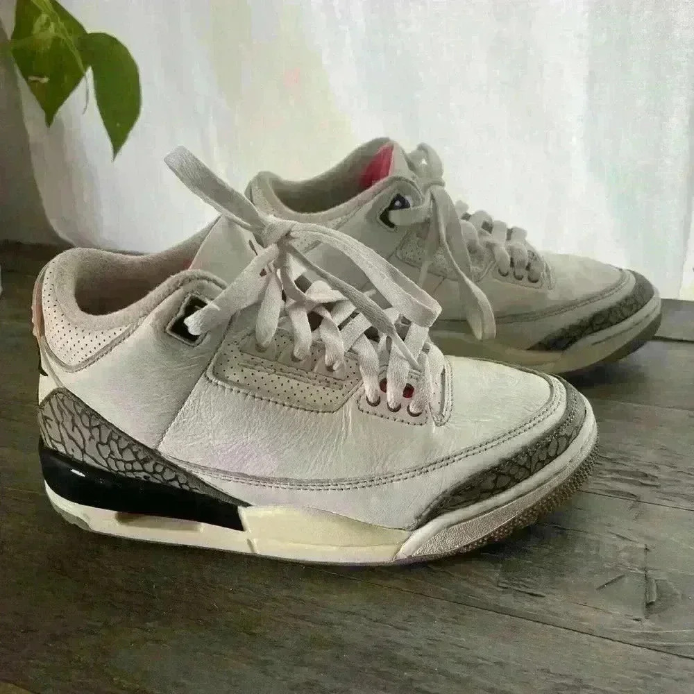 Nike Air Jordan 3 Reimagined Retro White Cement Lace Up Sneaker Kids 4 - Picture 2 of 11